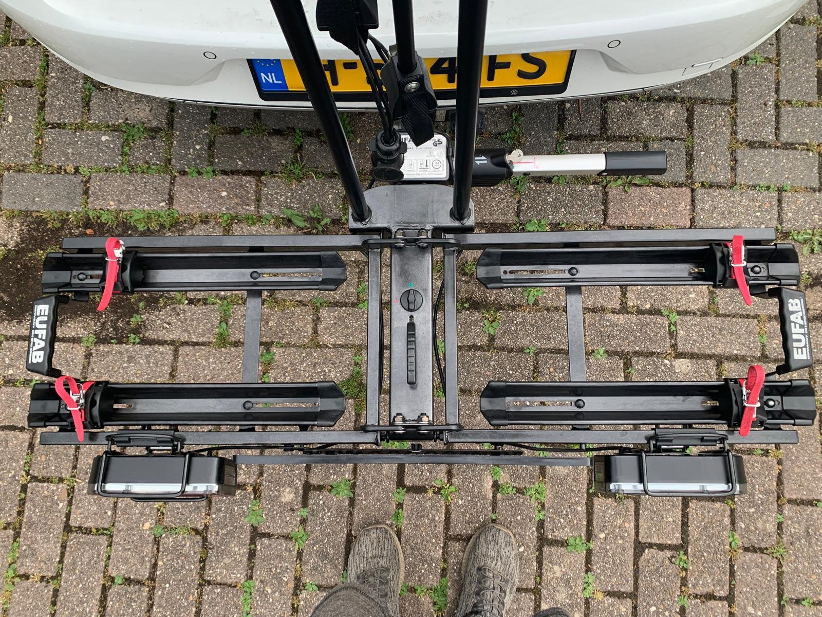 Eufab fietsendrager voor twee-e bike, Ophalen, Zo goed als nieuw, 2 fietsen, Trekhaakdrager