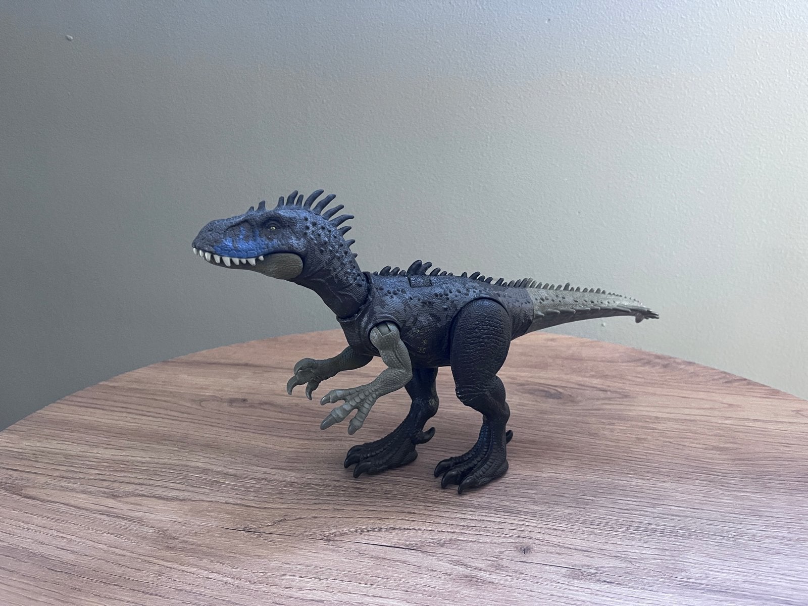 Jurassic World Indoraptor actiefiguur, Ophalen of Verzenden, Gebruikt