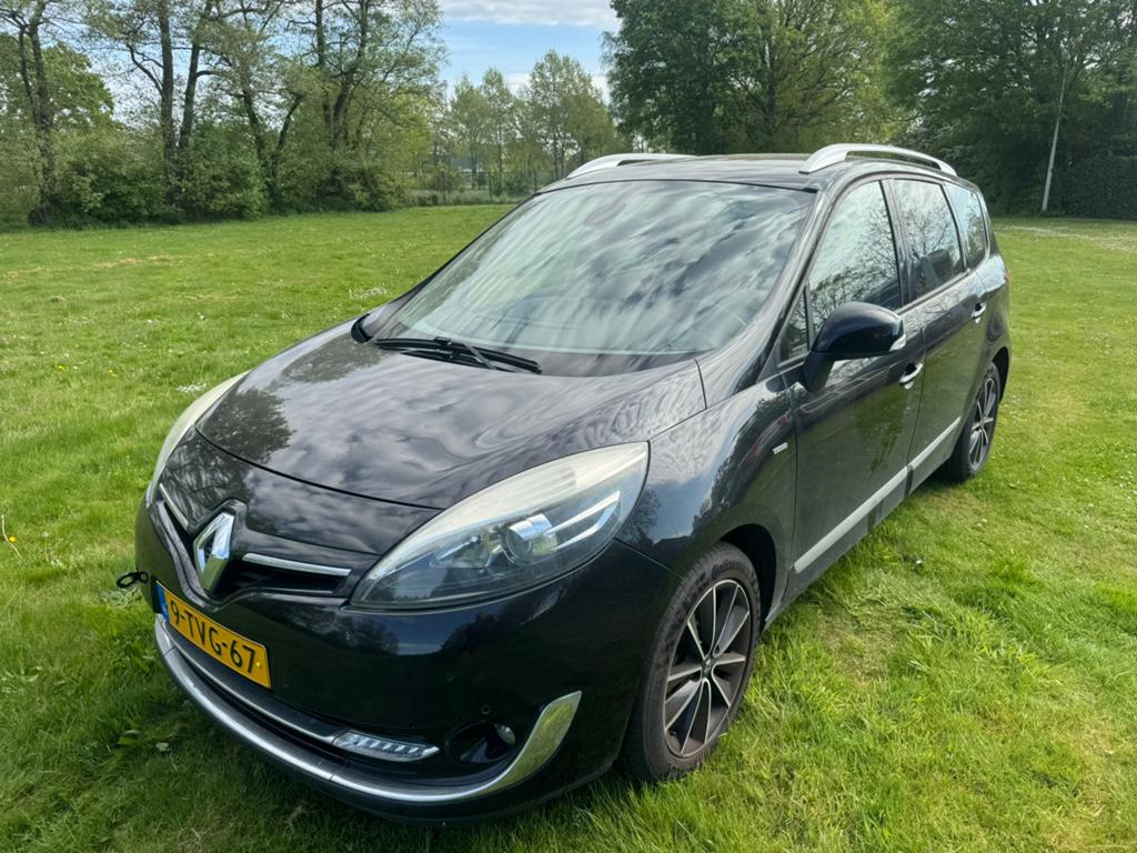 Renault Grand Scenic 1.2 TCE BOSE 7P 2013 Zwart motorschade, Auto's, Voorwielaandrijving, 4 cilinders, 7 stoelen, 75 €/maand