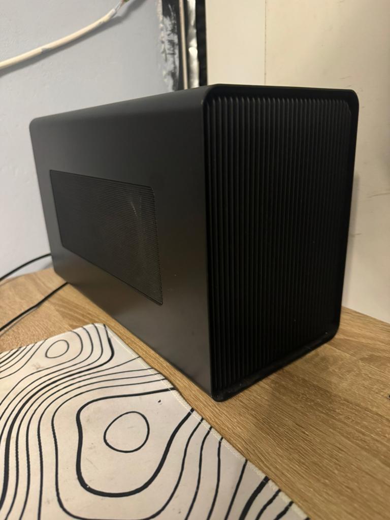 Razer Core X eGPU Behuizing – USB4 & Thunderbolt, Computers en Software, Ophalen, Zo goed als nieuw