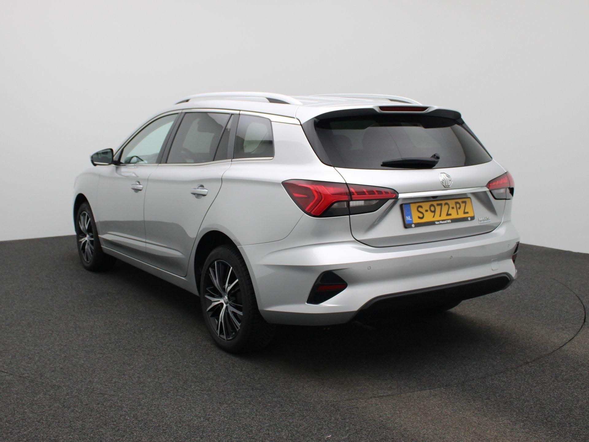MG 5 Long Range Luxury 61 kWh | Navi | CarPlay | 360 Camera, Auto's, Gebruikt, 1532 kg, 156 pk, 380 km