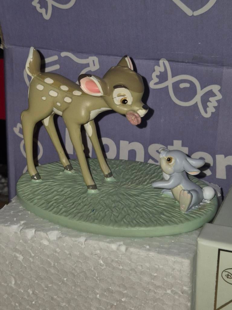Disney Magical Moments Bambi en Stampertje beeld, Verzamelen, Ophalen of Verzenden, Bambi of Dumbo, Zo goed als nieuw, Beeldje of Figuurtje