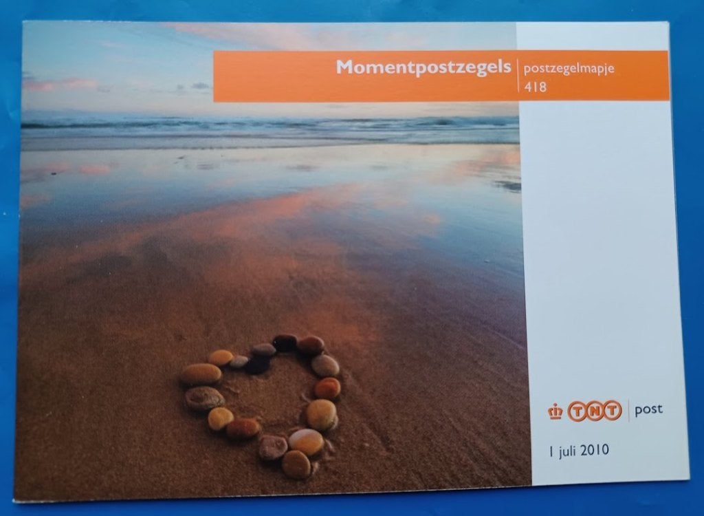 Postzegelmapje 418 Momentpostzegels - 2010, Verzenden, Na 1940, Postfris