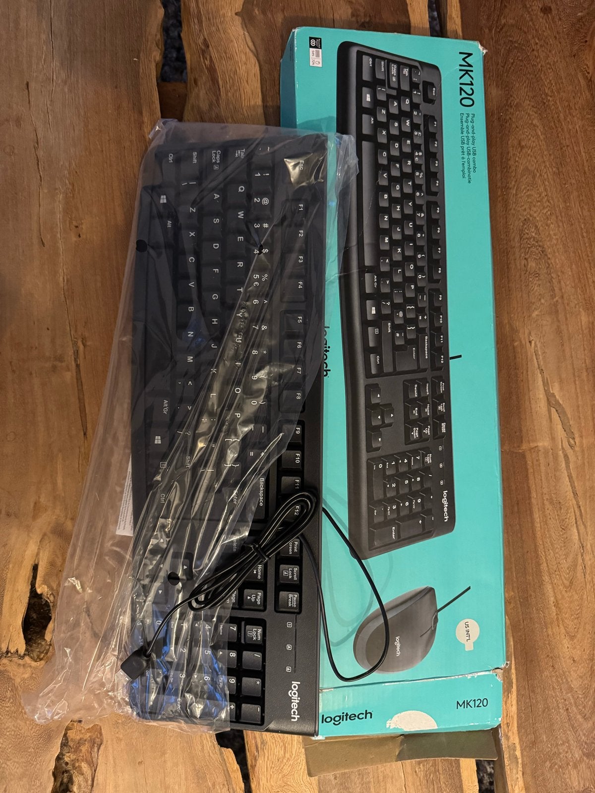 Logitech MK120 Toetsenbord - Nieuw in doos, Computers en Software, Ophalen, Nieuw, Qwerty, Numeriek gedeelte