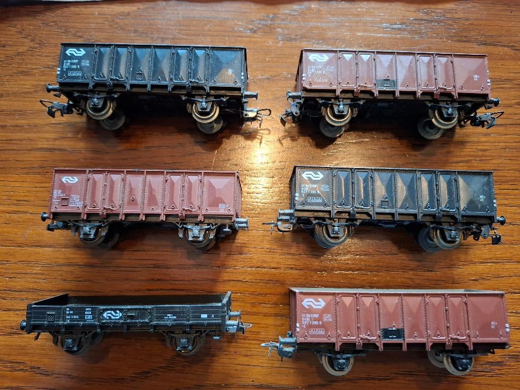 HO wagon NS zwart en bruin, Ophalen of Verzenden, Gebruikt, 1:50 tot 1:144
