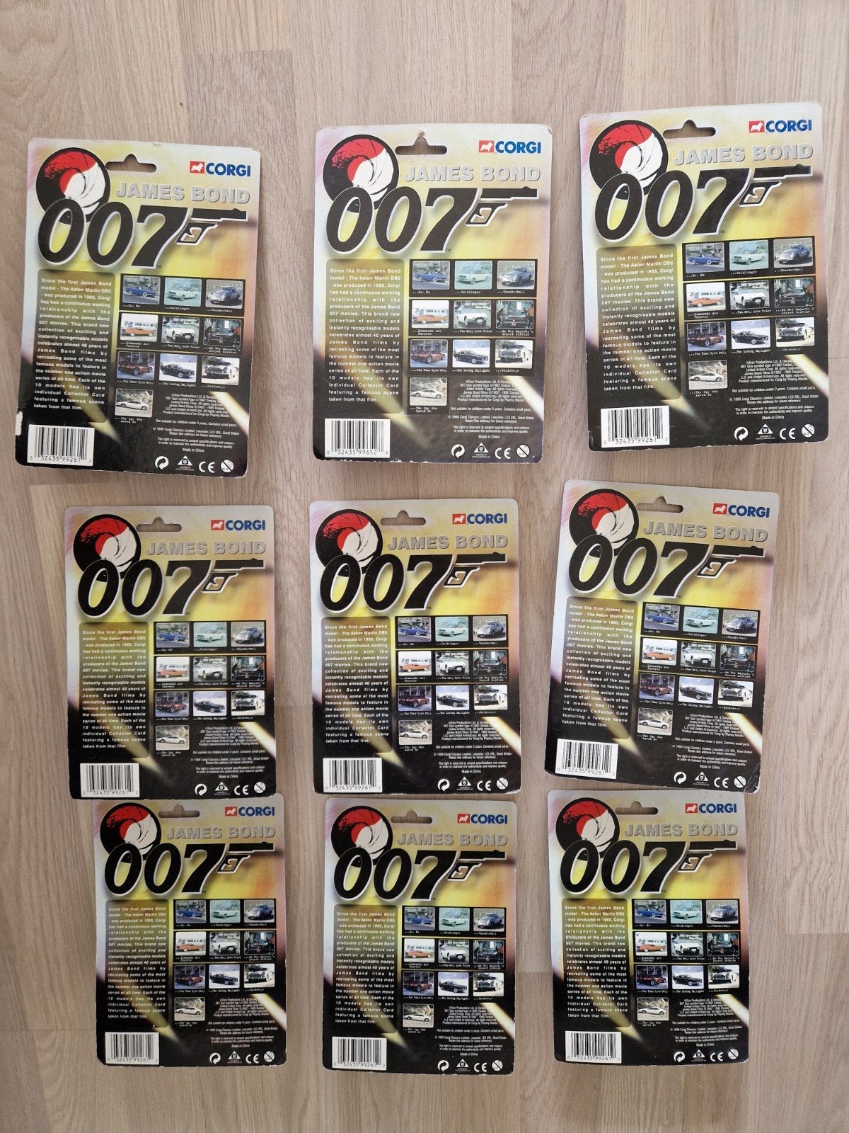 CORGI 1:64 James Bond verzameling van 9 auto's, Ophalen, Nieuw, Auto