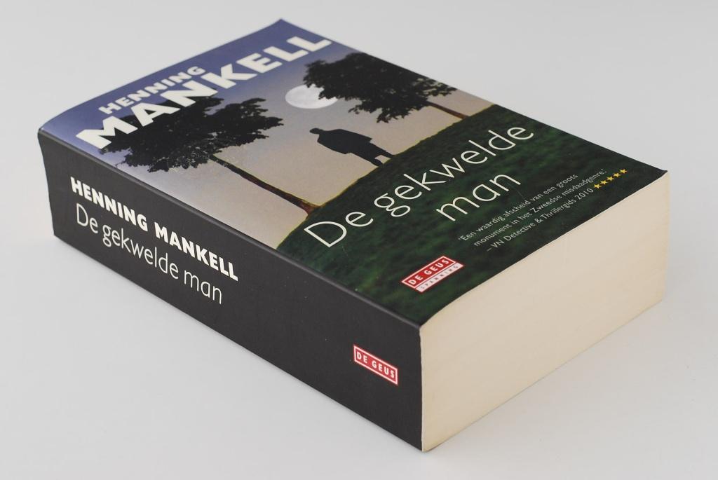 De gekwelde man - Henning Mankell (2012), Verzenden, Zo goed als nieuw
