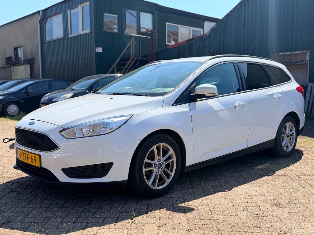 Ford Focus Wagon 1.5 TDCI Trend Edition, Auto's, Ford, Gebruikt, Euro 6, Wit, Origineel Nederlands
