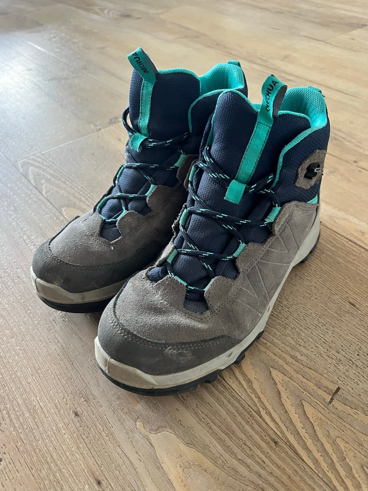 Decathlon bergschoenen maat 36 - zo goed als nieuw, Ophalen of Verzenden, Zo goed als nieuw, Schoenen