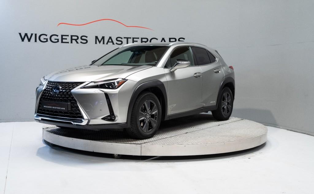 Lexus UX 250 H Bussines Line, El.achterklep, Keyless, Ad.cru, Automaat, Gebruikt, 4 cilinders, Met garantie (alle)
