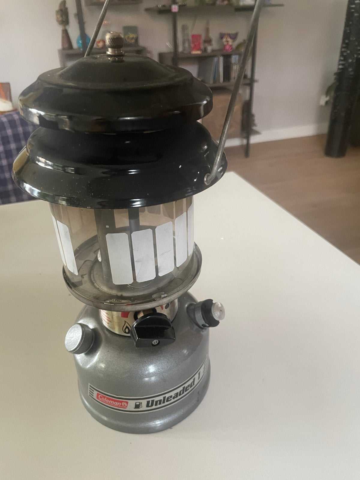 Coleman Unleaded 1 lantaarn met houten kist, Caravans en Kamperen, Ophalen of Verzenden, Gebruikt