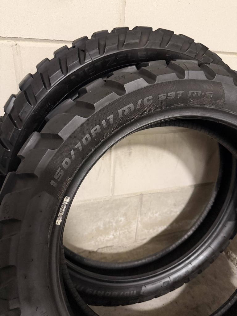 Metzeler Karoo 4 Motorband, Motoren, Ophalen, Gebruikt