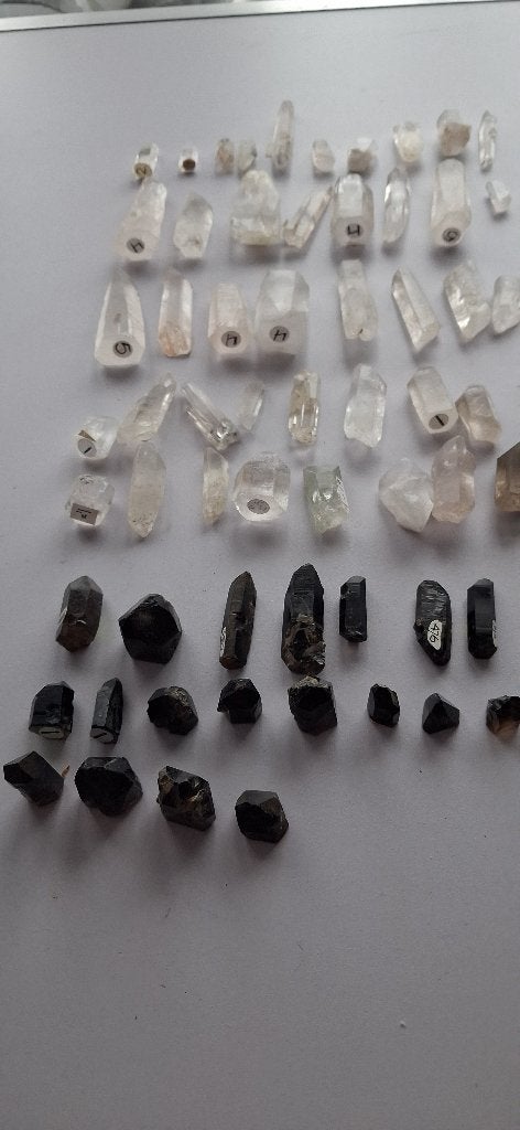 43x Bergkristal en 20x Rookkwarts, Verzamelen, Ophalen of Verzenden, Mineraal