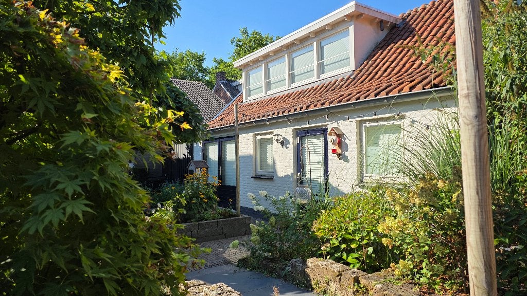 Tijdelijke woonruimte €1450, Huizen en Kamers, Noord-Brabant, Direct bij eigenaar, 2 kamers, Eindhoven