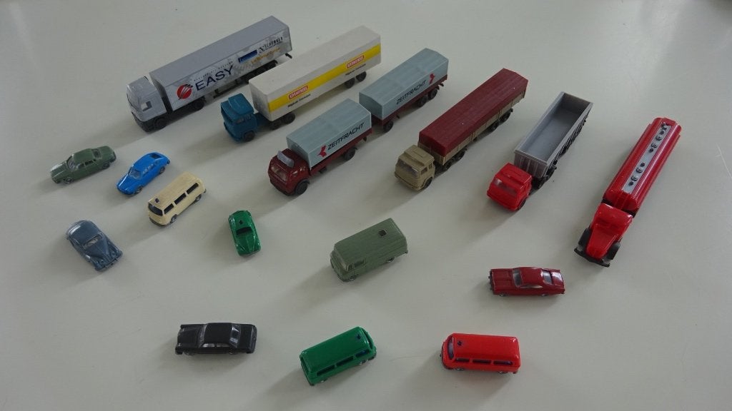 Wiking auto's N-spoor voor de treinbaan, Hobby en Vrije tijd, Modeltreinen | N-Spoor, Overige merken, Gelijkstroom, Overige typen