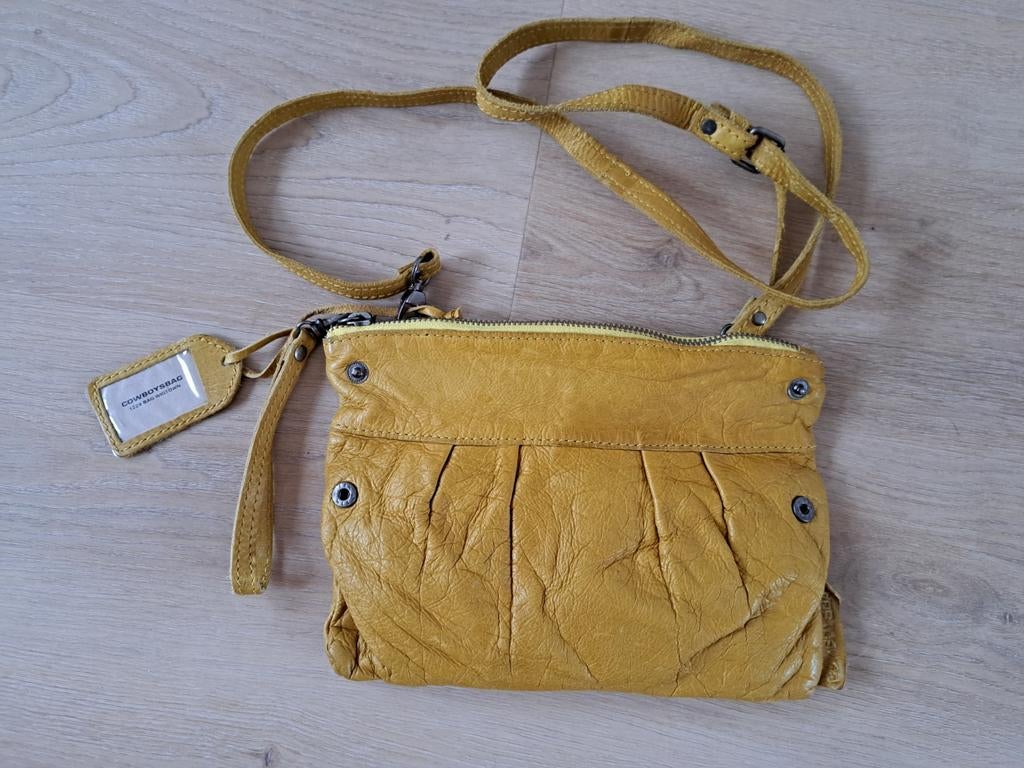 Cowboysbag Wigtown gele schoudertas Nieuw, Sieraden, Tassen en Uiterlijk, Tassen | Damestassen, Ophalen of Verzenden, Nieuw, Geel