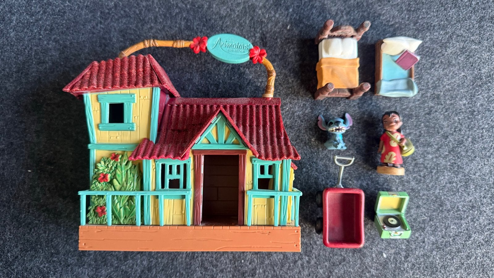 Disney Lilo & Stitch Animators' Collection Speelhuis, Ophalen of Verzenden, Zo goed als nieuw, Poppenhuis