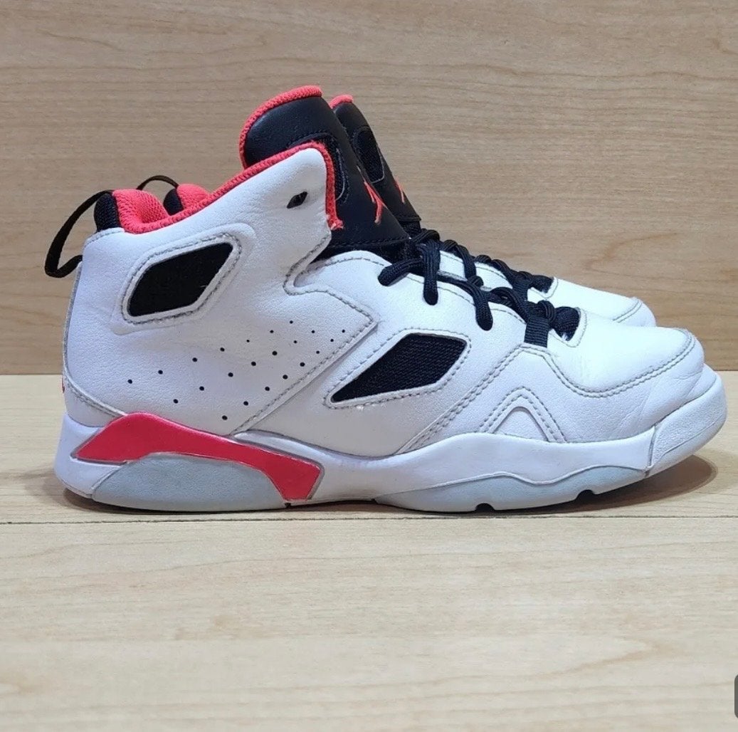 Jordan air flight- Maat 35, Wit, Ophalen of Verzenden, Sneakers of Gympen, Zo goed als nieuw