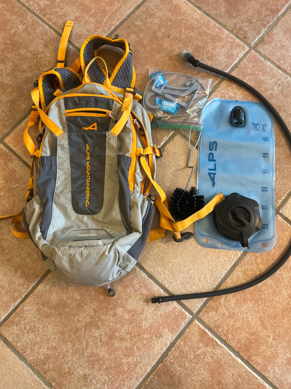 Rugzak met Camel waterzak 3L en reinigingsset, Ophalen of Verzenden, Zo goed als nieuw, Overige merken, Trekking
