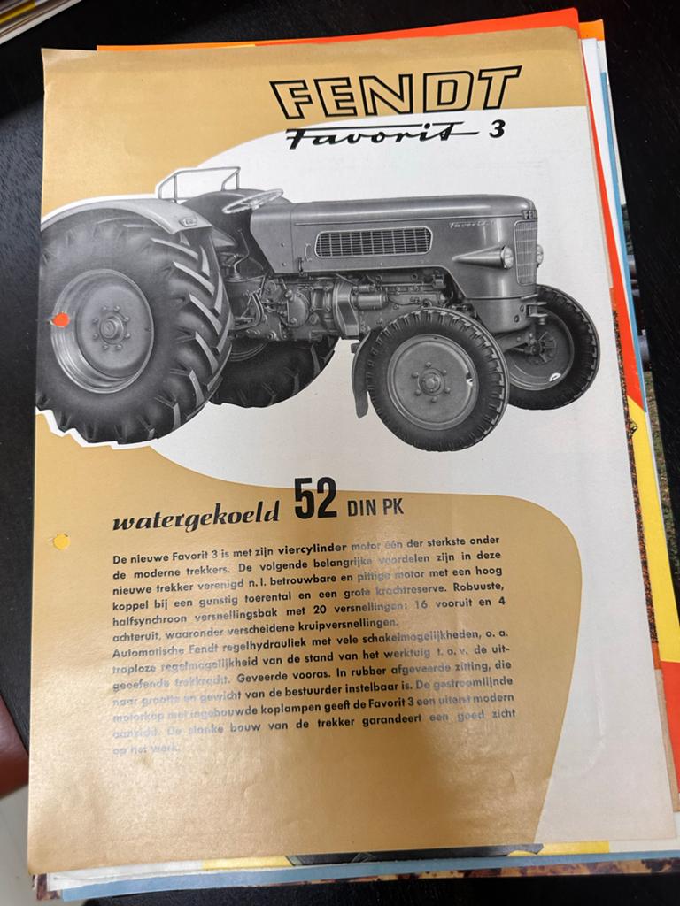 Fendt Favorit 3 folder uit de jaren '60 - Oldtimer tractor, Ophalen of Verzenden, Zo goed als nieuw
