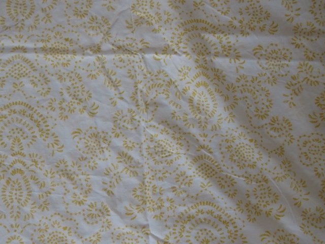 Vintage lap stof wit met gele bloemmotieven Ikea, Geel, Ophalen of Verzenden, Zo goed als nieuw, 30 tot 120 cm