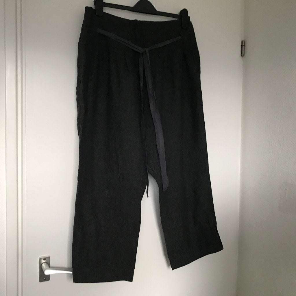 Lilith linnen harembroek antraciet maat L 100% linnen, Kleding | Dames, Maat 38/40 (M), Overige kleuren, Verzenden, Zo goed als nieuw