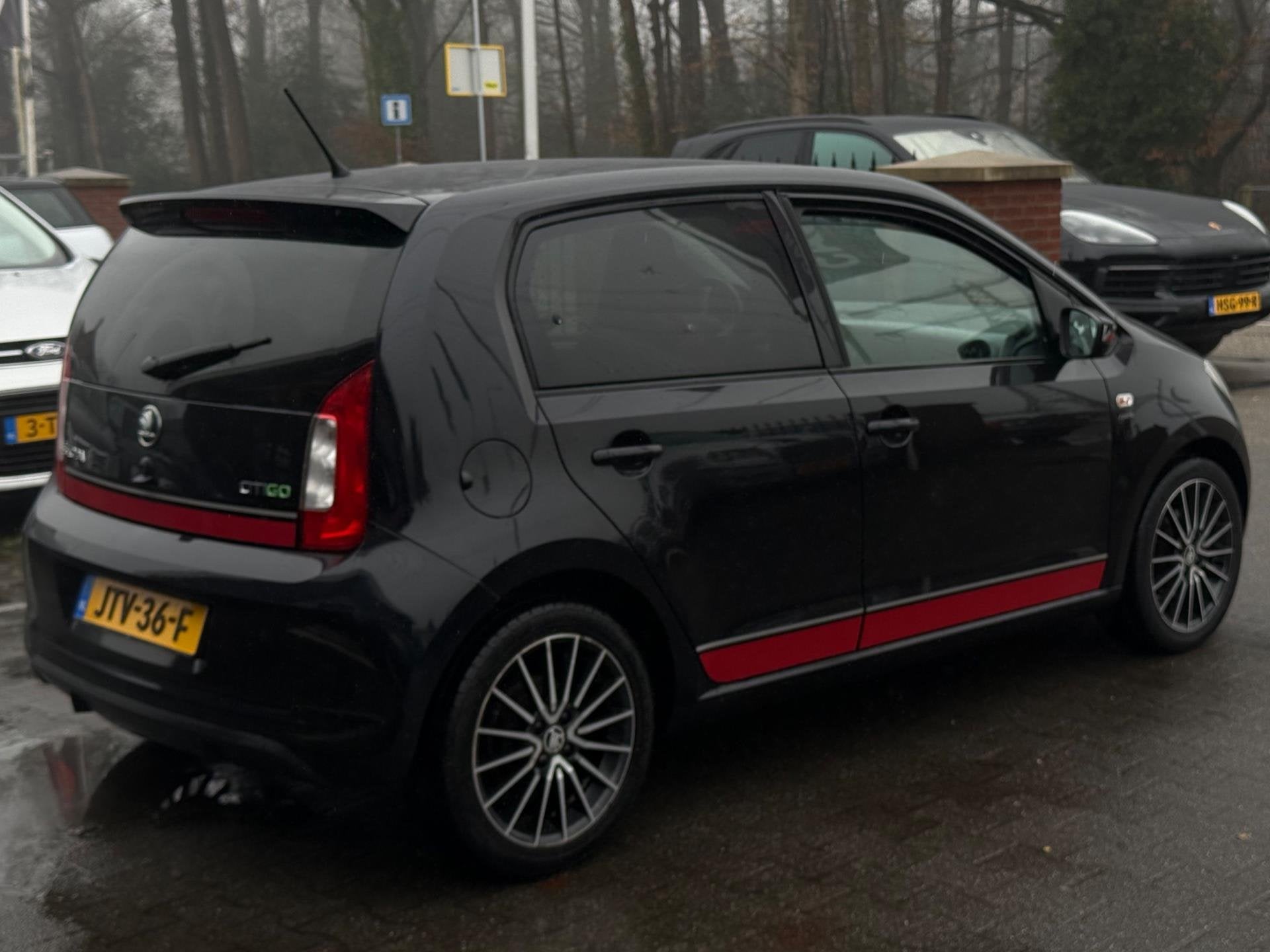 Skoda CITIGO 1.0 Monte Carlo NAVI/CRUISE/PDC/STLVRM/AIRCO/LM, Auto's, Voorwielaandrijving, Euro 5, Stof, Gebruikt