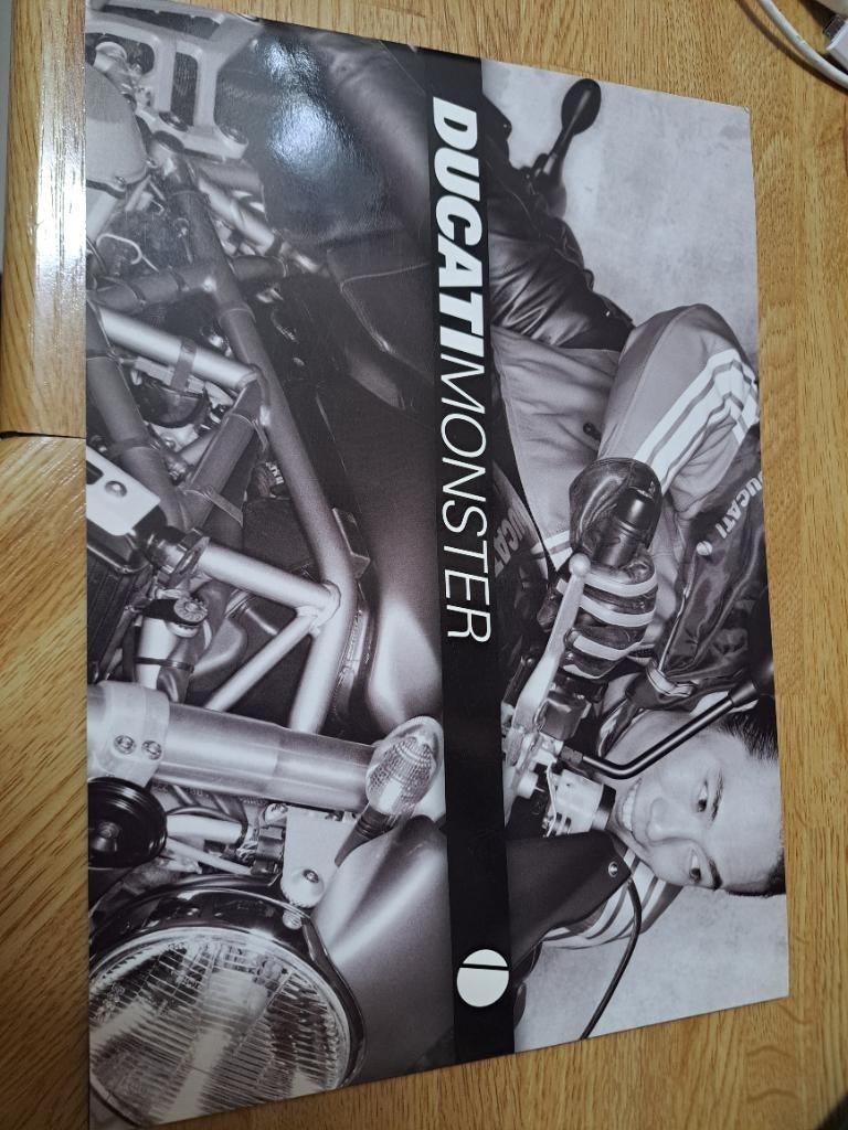 Ducati Monster folder, Motoren, Ophalen of Verzenden, Ducati