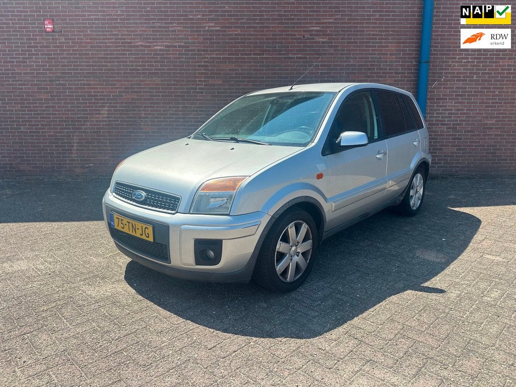 Ford Fusion 1.4-16V Futura Airco NW APK, Auto's, Ford, Voorwielaandrijving, Gebruikt, Zwart, 49 €/maand