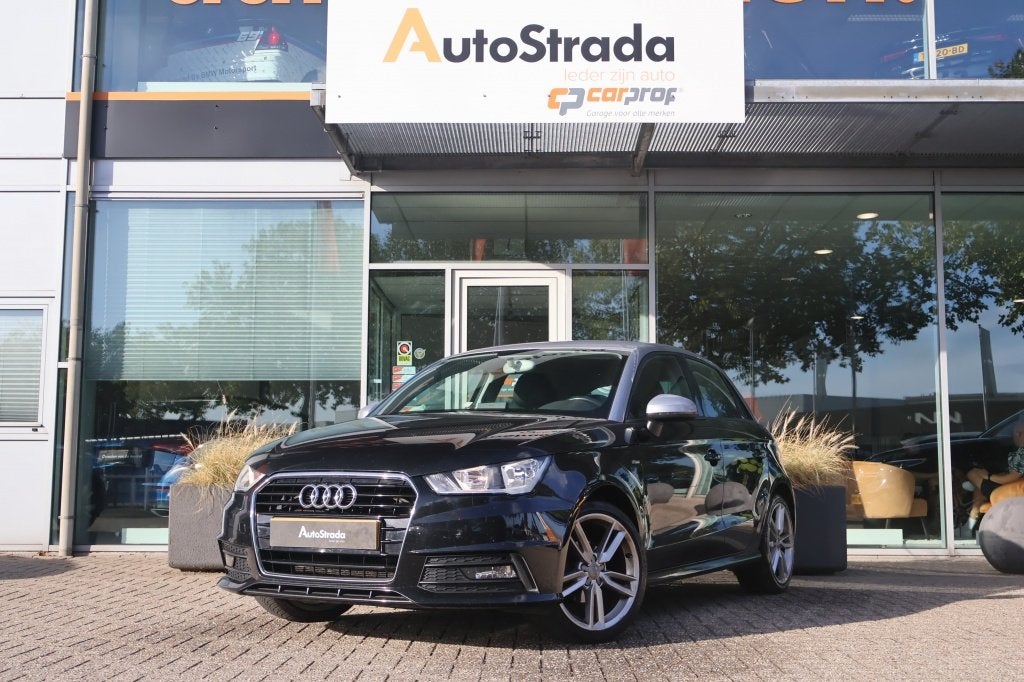 Audi A1 1.0 TFSI 95pk Design (bj 2017), Auto's, Keurmerk '100% Onderhouden', Stof, Zwart, 95 pk