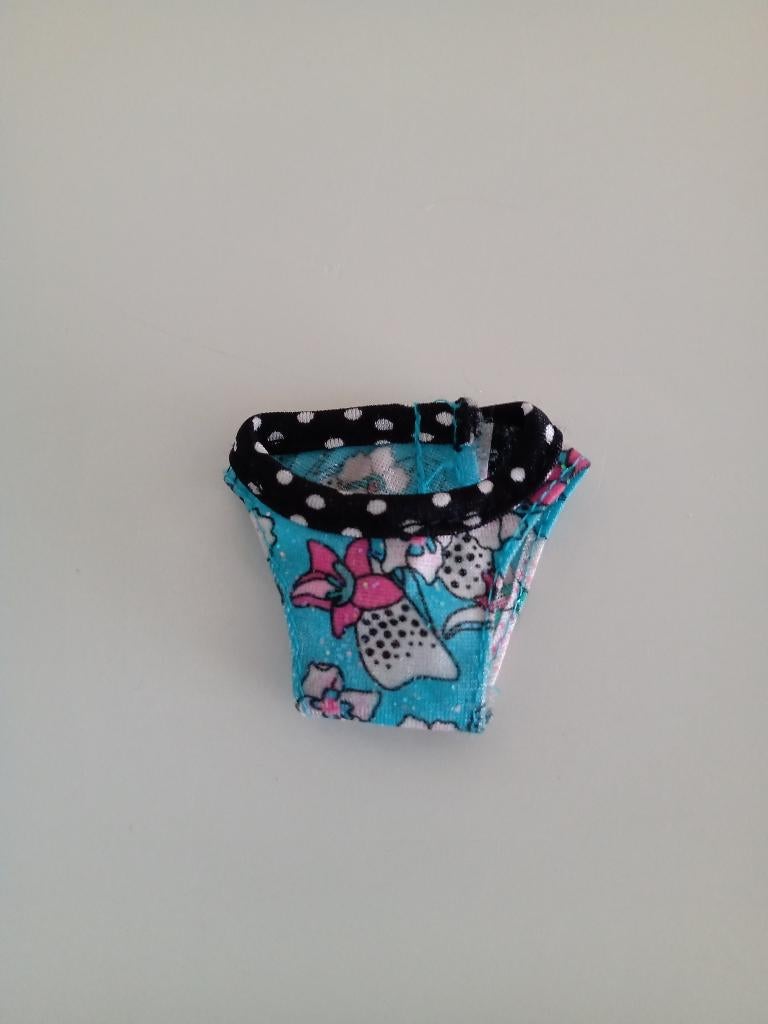 Zwemkleding voor (Barbie) Poppen (11 foto’s), Ophalen of Verzenden, Gebruikt, Kleertjes
