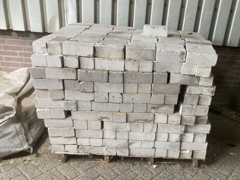 Kalkzandstenen maasformaat, Doe-het-zelf en Verbouw, Metselstenen, Ophalen, Gebruikt, Bakstenen