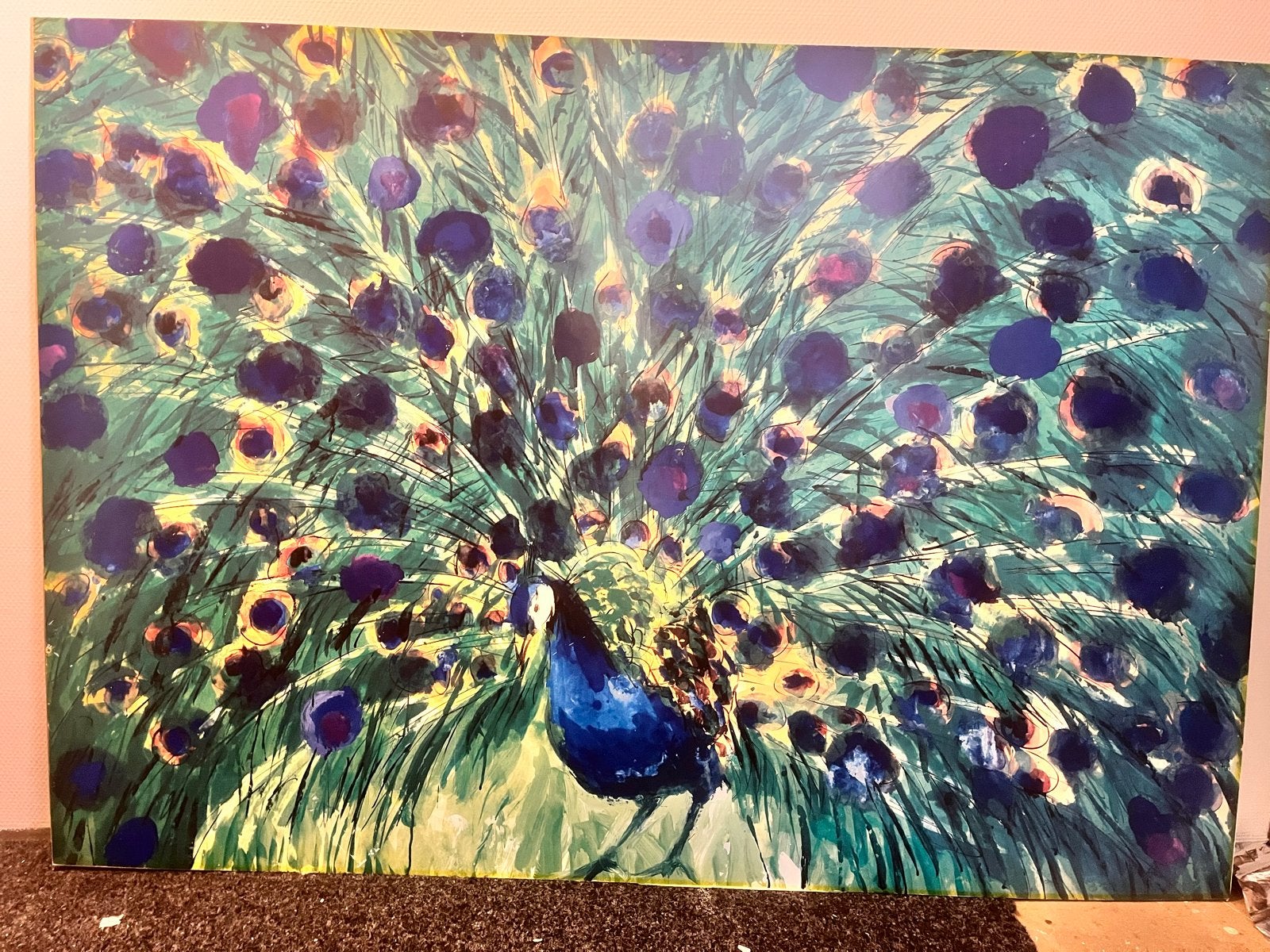 Poster Pauw op hardboard - Levendige kleuren, Ophalen, 125 cm of meer, Zo goed als nieuw, Foto of Poster