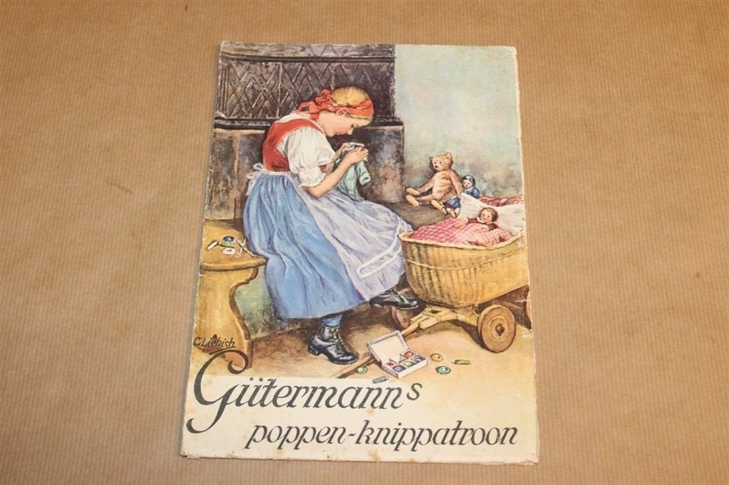Gütermann\'s Poppen-Knippatroon - Ca 1935, Ophalen of Verzenden, Gelezen, Poppen maken