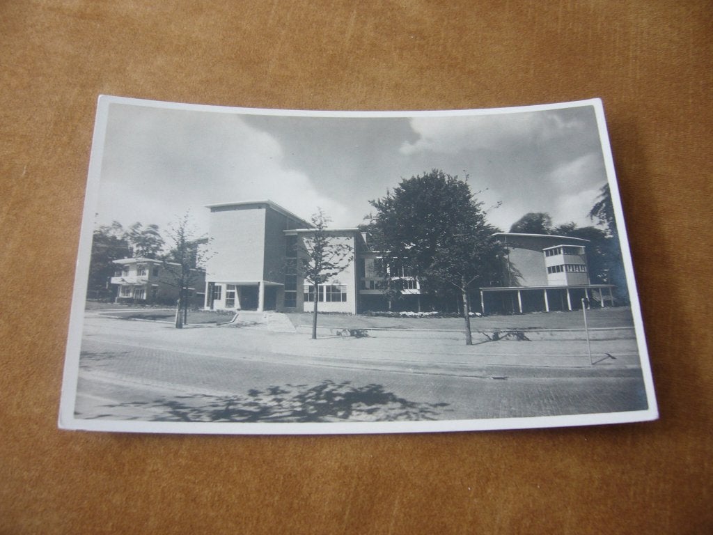 HILVERSUM  =  A.V..R.O STUDIOS, Ophalen of Verzenden, 1940 tot 1960, Ongelopen, Noord-Holland
