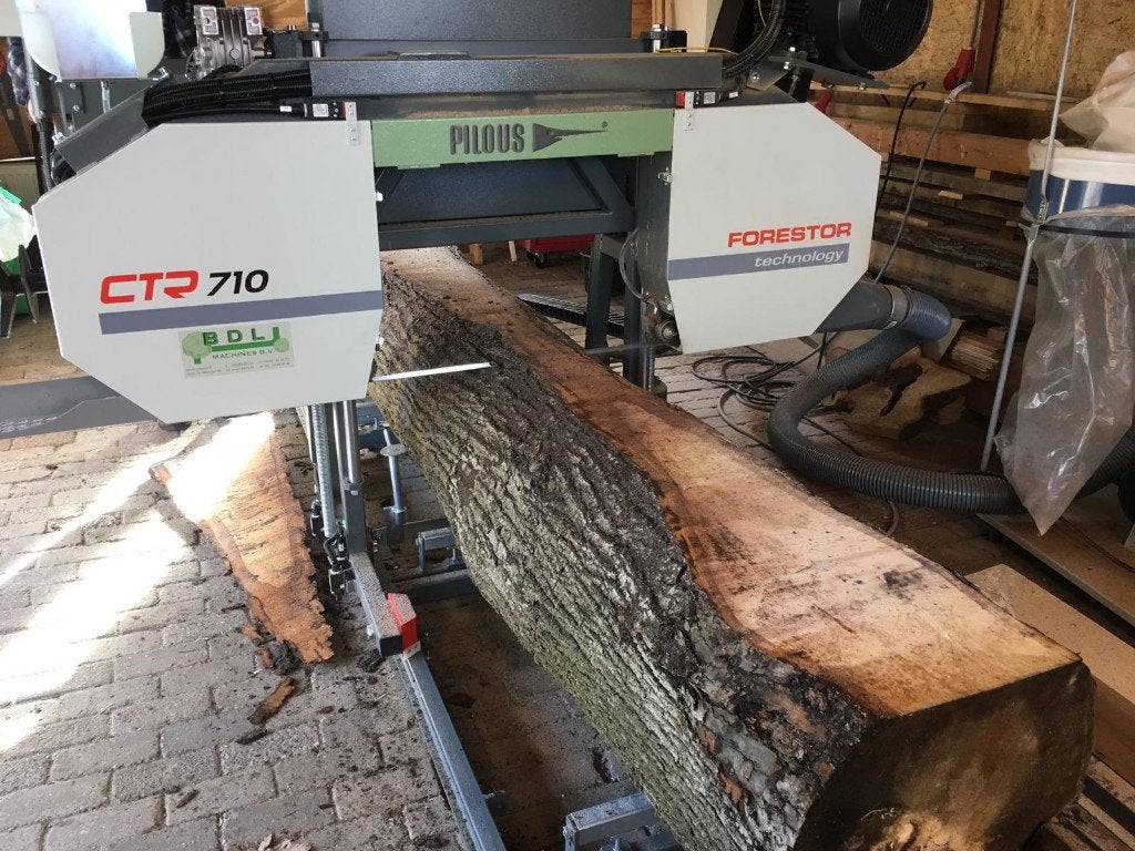 Pilous CTR 710 Houtzaagmachine, Zakelijke goederen, Machines en Bouw | Houtbewerking, Ophalen