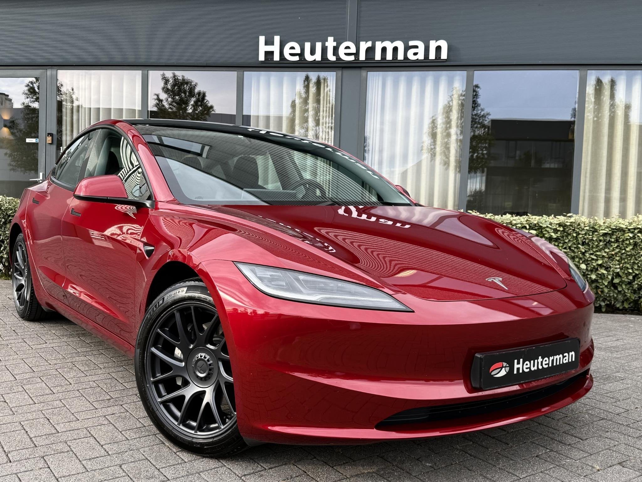 Tesla Model 3 RWD Highland Premium/Panodak/Stoelventilatie, Automaat, Achterwielaandrijving, Gebruikt, 1736 kg