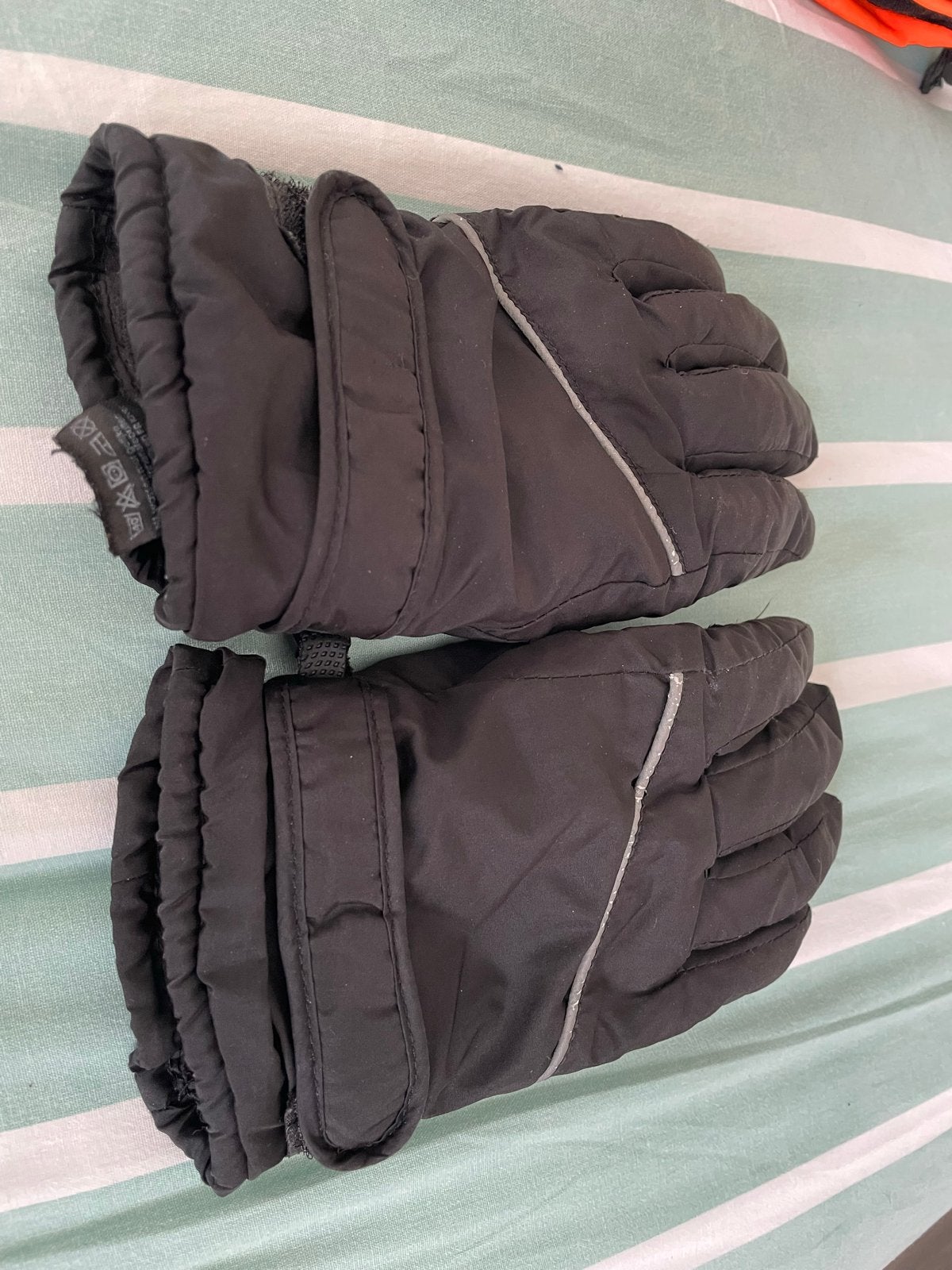 Zwarte warme handschoenen voor winter/ski, Kinderen en Baby's, 134 t/m 140, Gebruikt, Jongen of Meisje, Ophalen of Verzenden