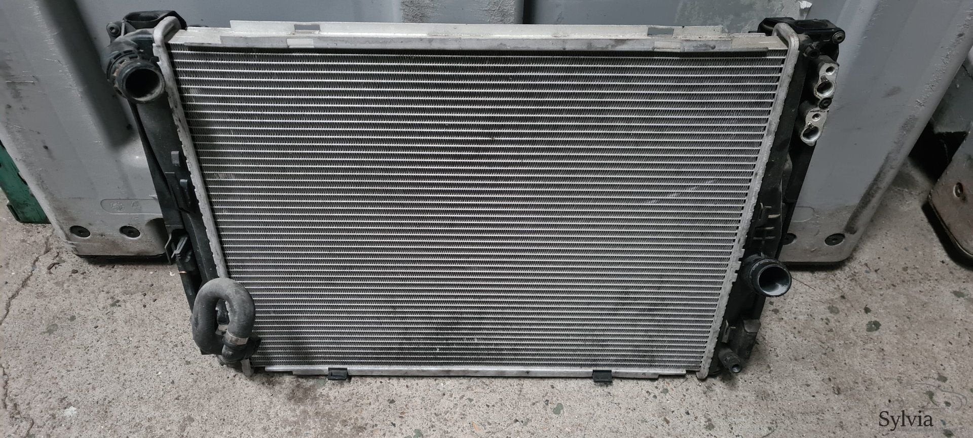 Koelerpakket  Radiateur BMW 1 / 3 serie E81 E82 E87 E88 E90, Gebruikt, -, -, Ophalen of Verzenden