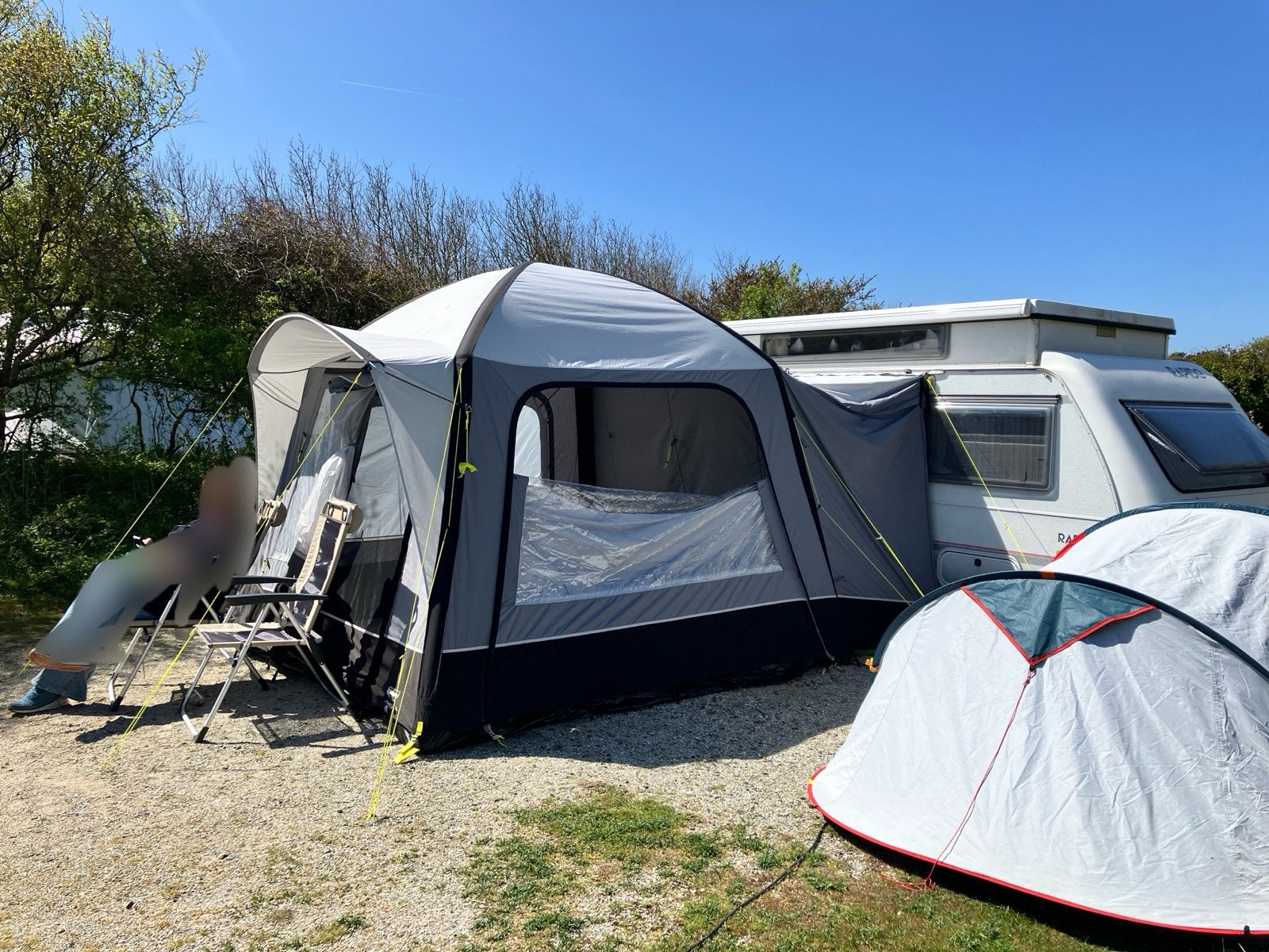 Kampa Cross AIR TC - Zeer nette, complete en snel opzetbare, Caravans en Kamperen, Tenten, Ophalen, Zo goed als nieuw, Tot en met 4