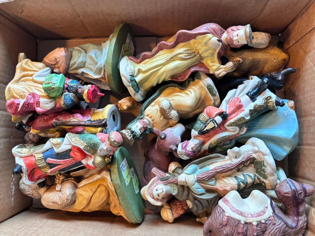 Kerststal poppetjes herder Jezus, schaapjes, koe, diversen, Ophalen of Verzenden, Gebruikt, Versiering, Kerst of Sinterklaas