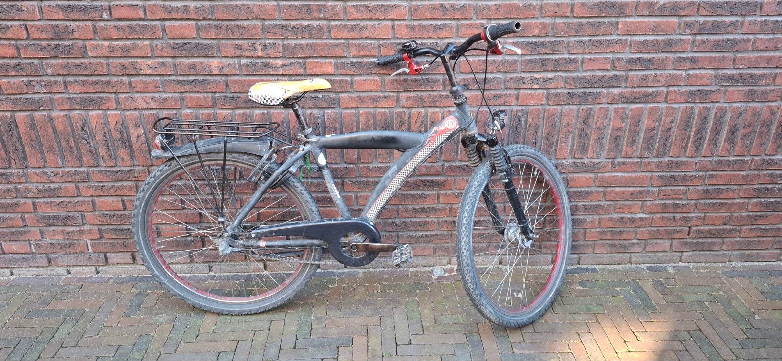 Batavus Snake fiets 26 inch zwart/rood, Gebruikt, Versnellingen, Batavus, Ophalen
