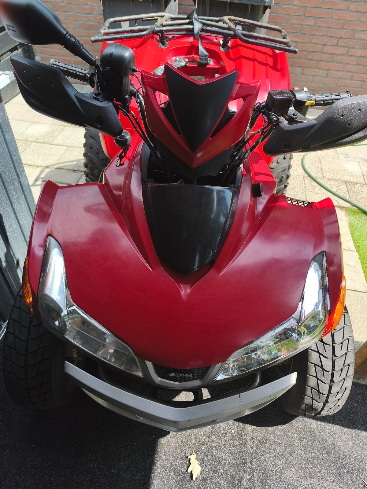 Sym Quadlander 250 met auto kenteken. Nokkenas defect, Fietsen en Brommers, Ophalen of Verzenden, 250 cc