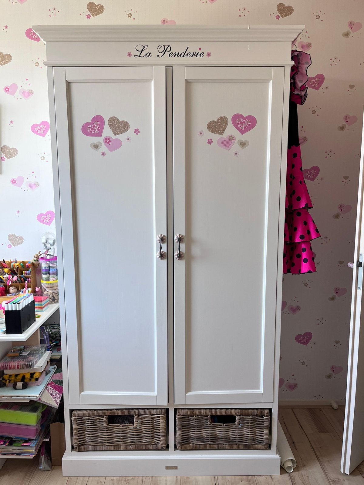 Baby- / kinderkamer van La Première, Kinderen en Baby's, Kinderkamer | Commodes en Kasten, Ophalen, 50 tot 70 cm, 105 cm of meer