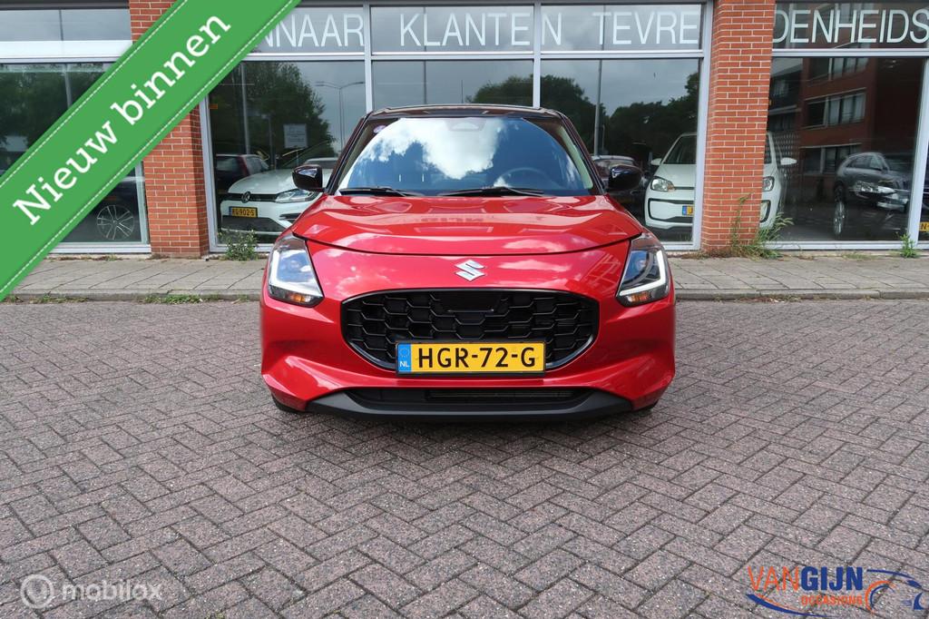 Suzuki Swift 1.2 Smart Hybrid Two-Tone Carplay Automaat, Stof, Gebruikt, Swift, Origineel Nederlands