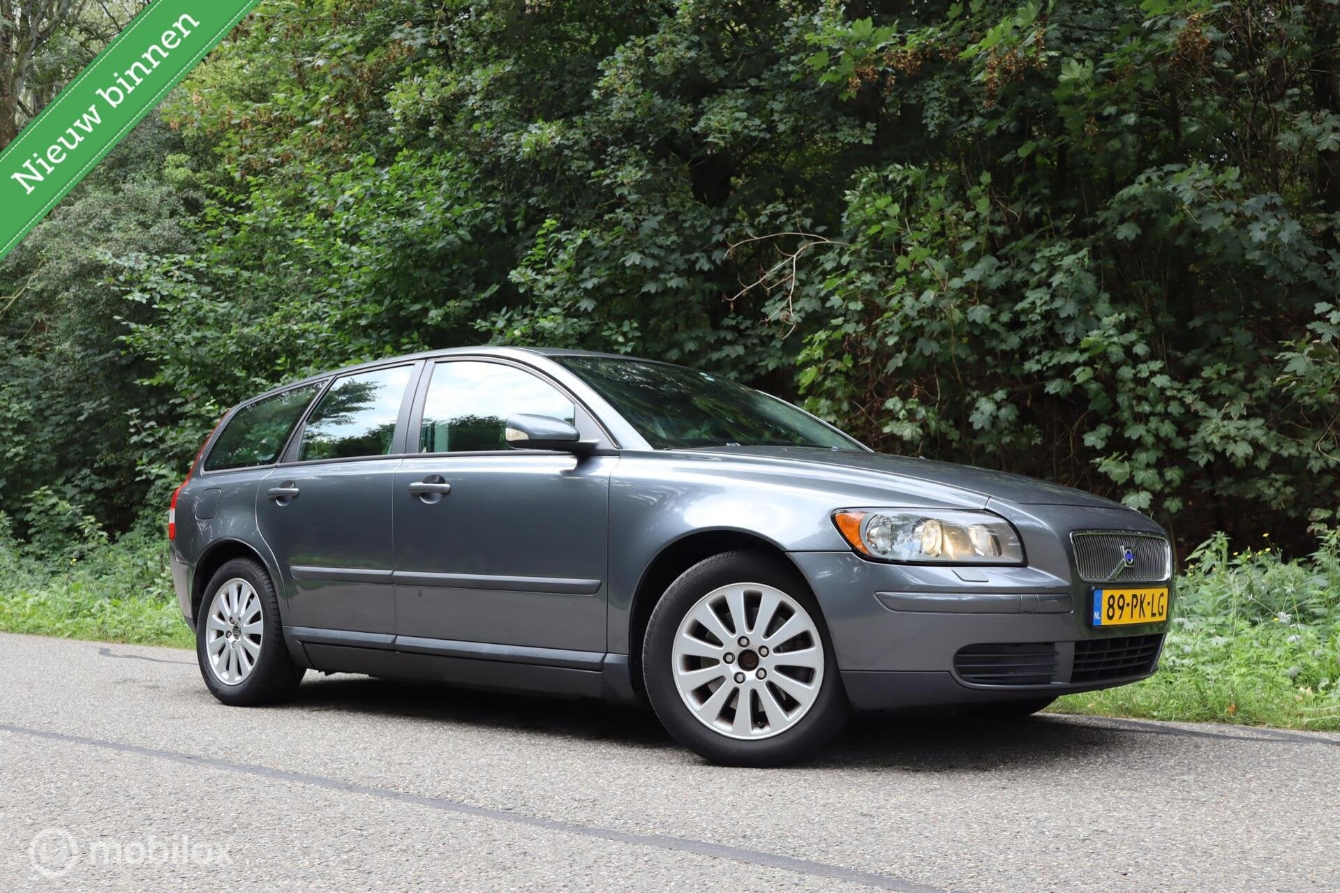Volvo V50 2.4 Elan | Airco | Cruise Control | ESP | AUTOMAAT, Auto's, Volvo, Gebruikt, 700 kg, 2435 cc, 5 cilinders