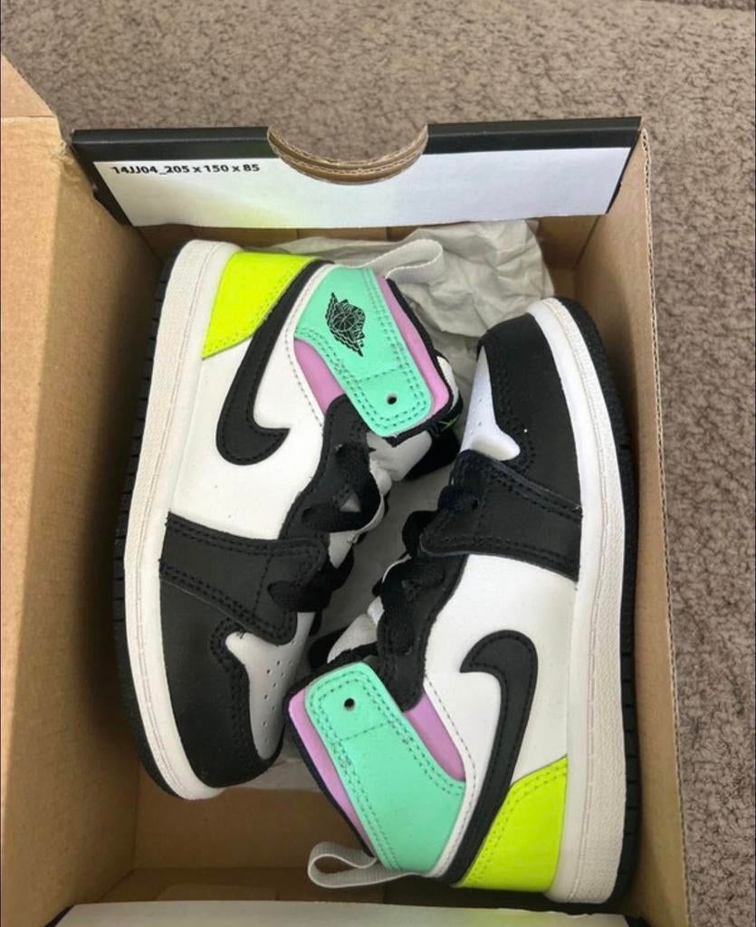 Nike Jordan 1 Pastel Deadstock Maat 25, Kinderen en Baby's, Kinderkleding | Schoenen en Sokken, Ophalen of Verzenden, Zo goed als nieuw