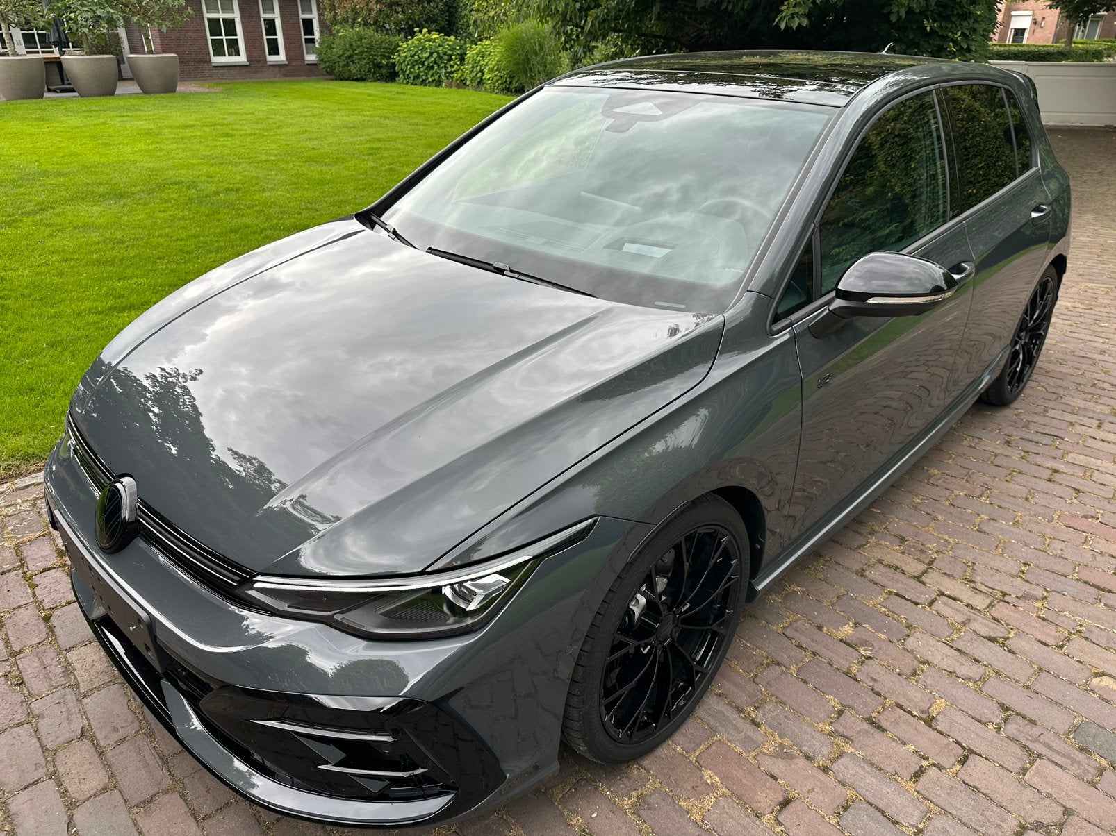 VW Golf 8,5 R , 2025 , alle opties ex BTW ex BPM, Auto's, Zwart, 4 cilinders, 330 pk, Leder