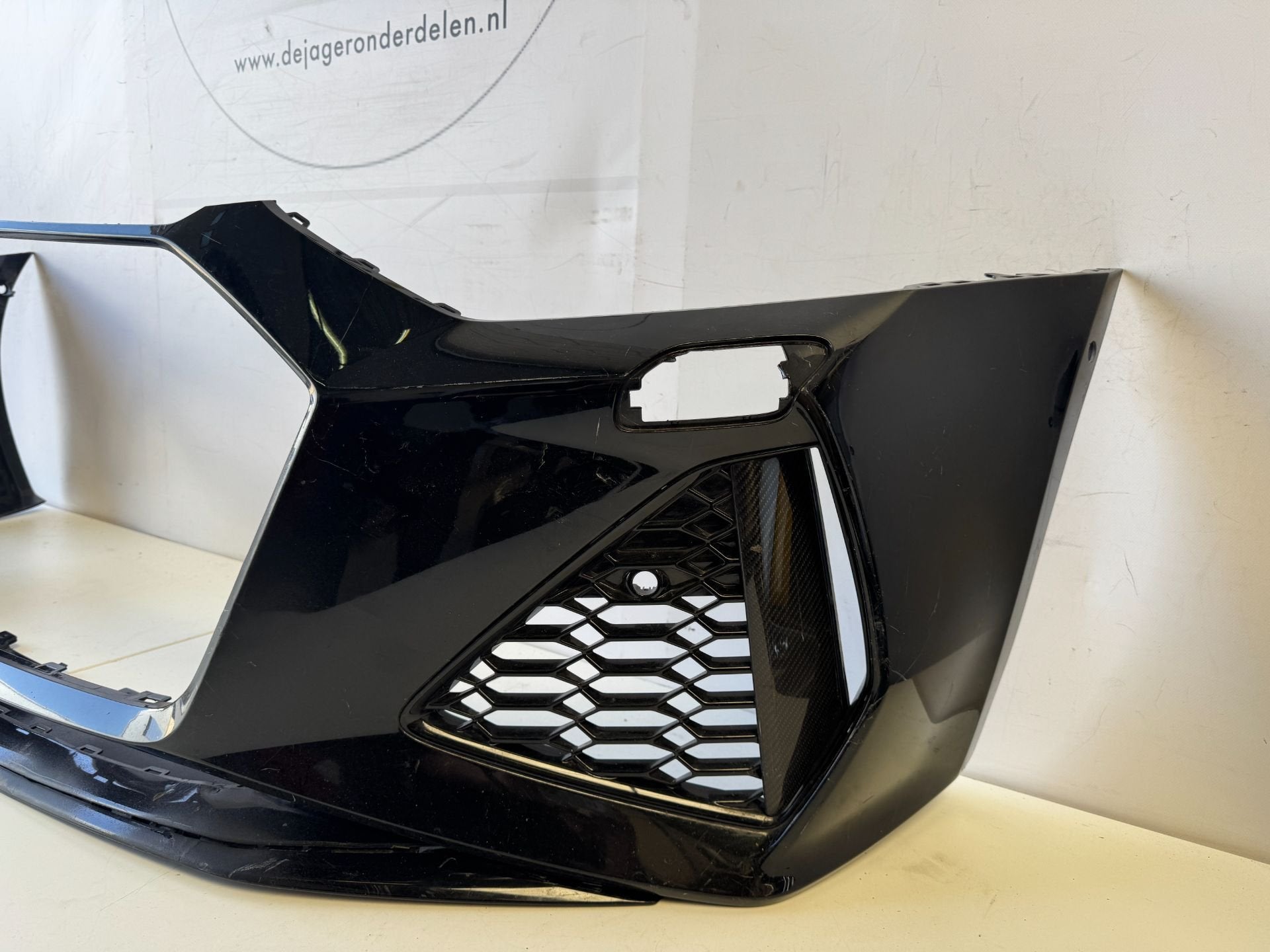 AUDI RS6 RS7 C8 4K8 VOORBUMPER BUMPER 4K8807437F CARBON, Gebruikt, Voor, AUDI AG, Auto-Union-Strasse 1
85045  Ingolstadt, DE