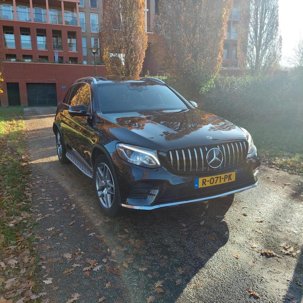 Mercedes-Benz GLC 2.1 220D 4MATIC AUT 2017 Zwart PANO Sterre, Automaat, 2500 kg, Zwart, Diesel